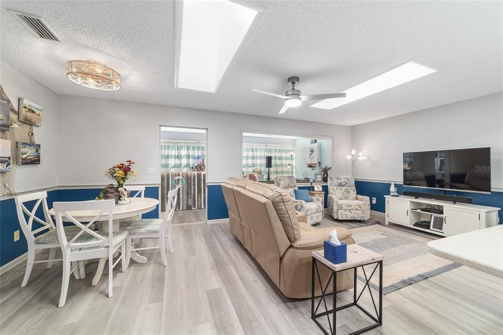 Active With Contract: $217,500 (2 beds, 2 baths, 1740 Square Feet)