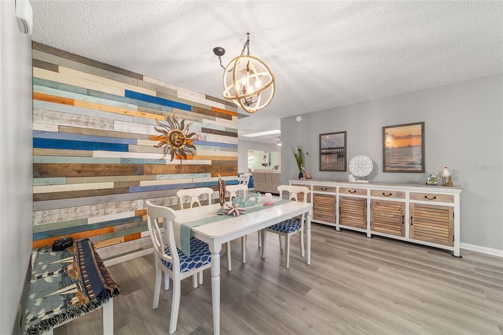 Active With Contract: $217,500 (2 beds, 2 baths, 1740 Square Feet)