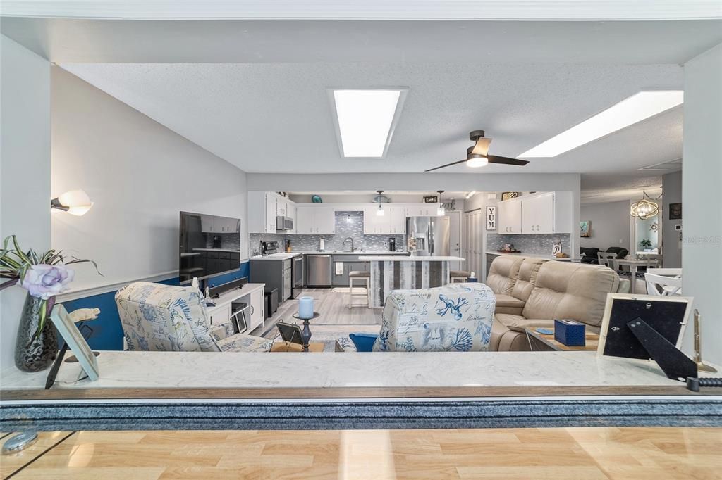 Active With Contract: $217,500 (2 beds, 2 baths, 1740 Square Feet)