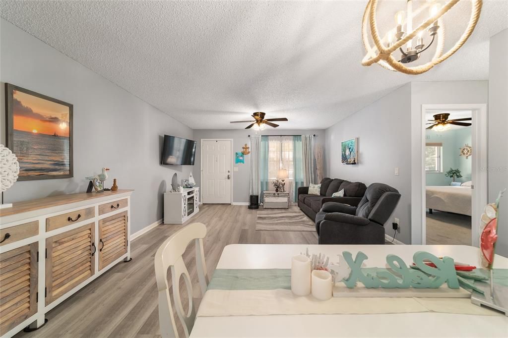 Active With Contract: $217,500 (2 beds, 2 baths, 1740 Square Feet)