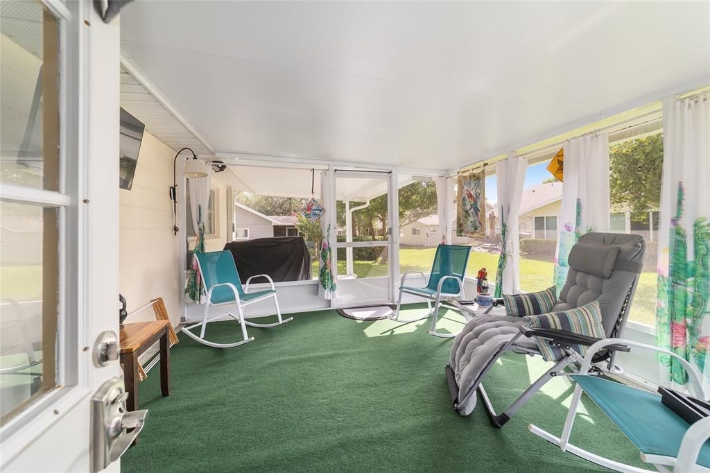 Active With Contract: $217,500 (2 beds, 2 baths, 1740 Square Feet)