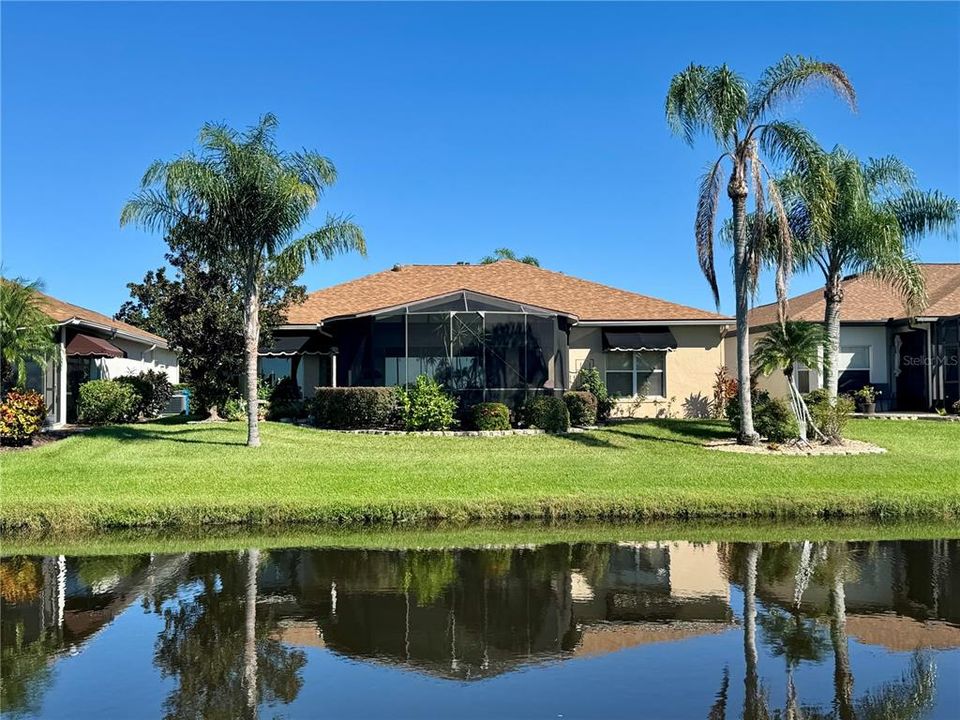 Active With Contract: $324,900 (2 beds, 2 baths, 1688 Square Feet)