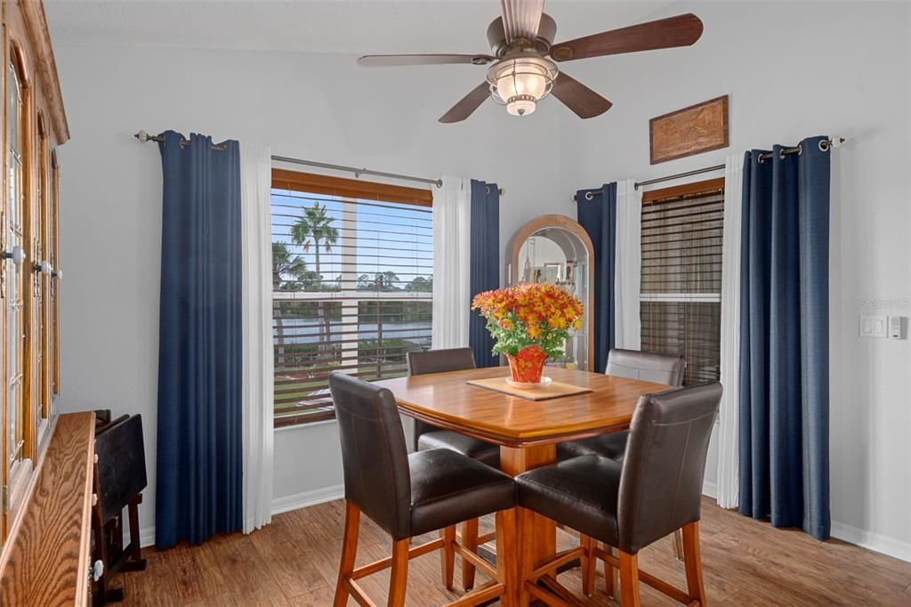 待售: $598,500 (3 贝兹, 2 浴室, 1599 平方英尺)