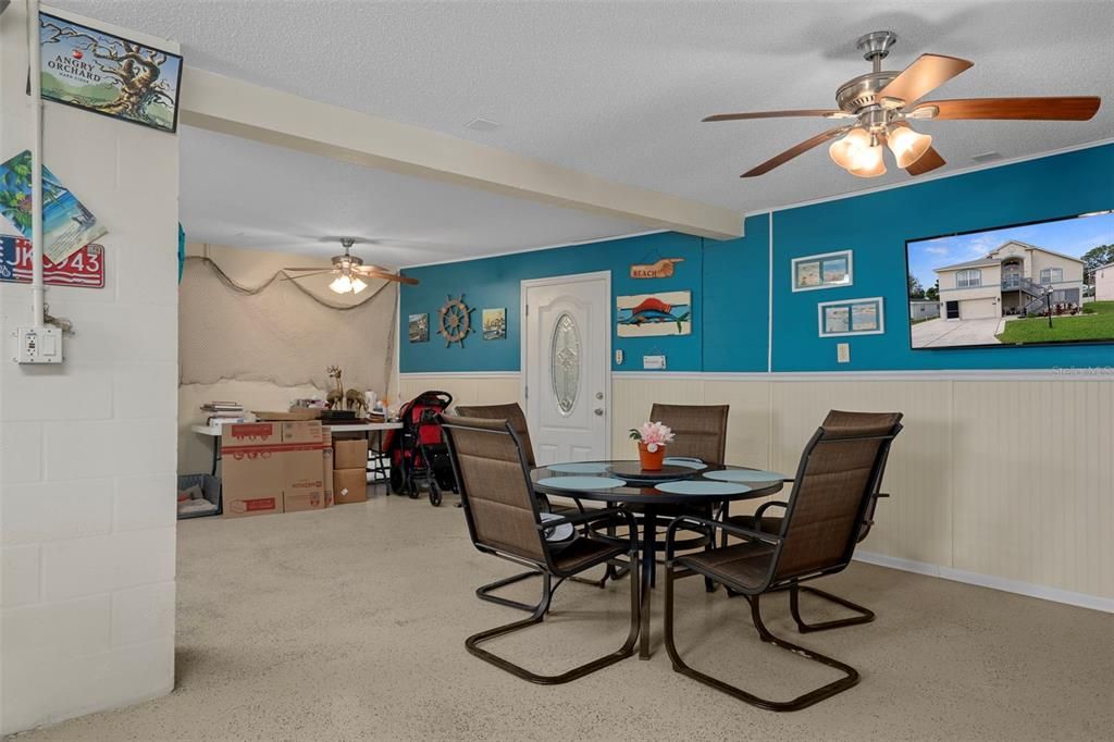 待售: $598,500 (3 贝兹, 2 浴室, 1599 平方英尺)