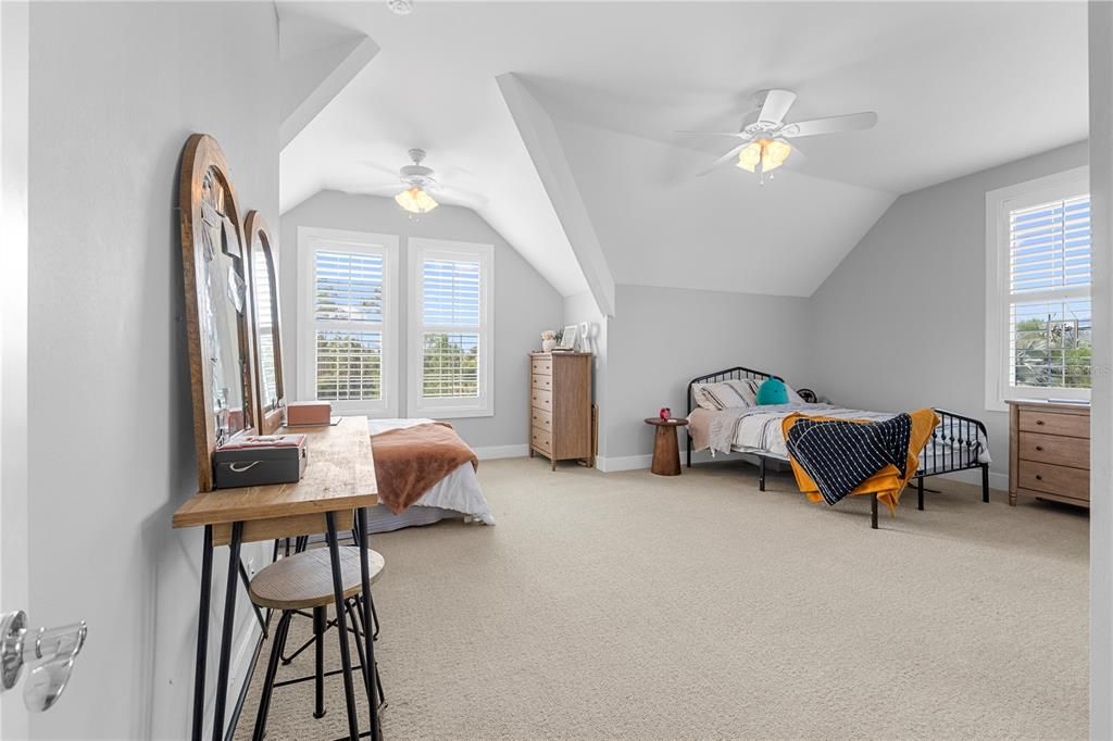 En Venta: $730,000 (4 camas, 4 baños, 2874 Pies cuadrados)