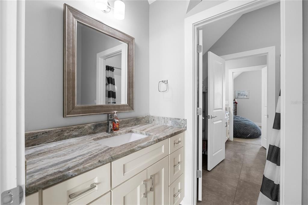 En Venta: $730,000 (4 camas, 4 baños, 2874 Pies cuadrados)