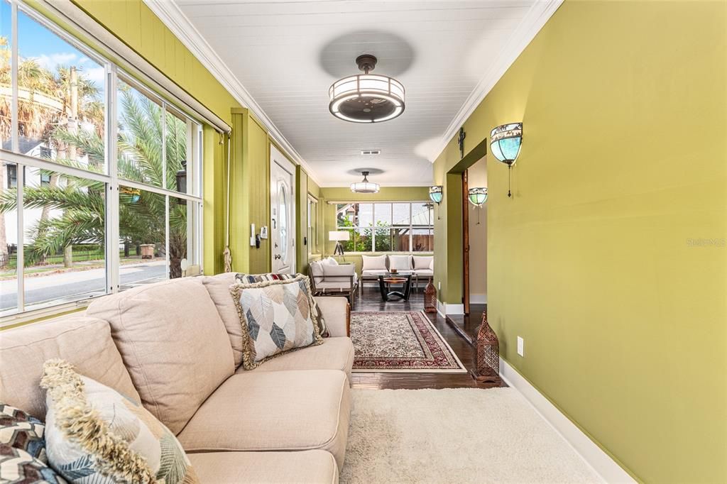 For Sale: $599,000 (2 beds, 2 baths, 2273 Square Feet)