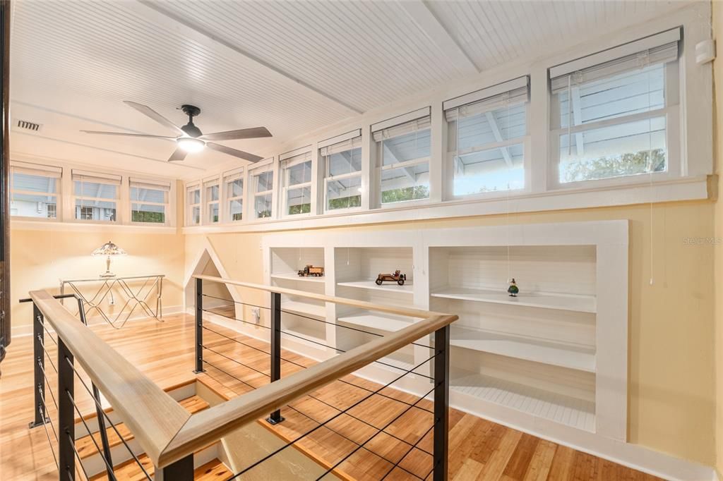 For Sale: $599,000 (2 beds, 2 baths, 2273 Square Feet)