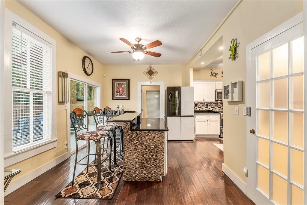 For Sale: $599,000 (2 beds, 2 baths, 2273 Square Feet)