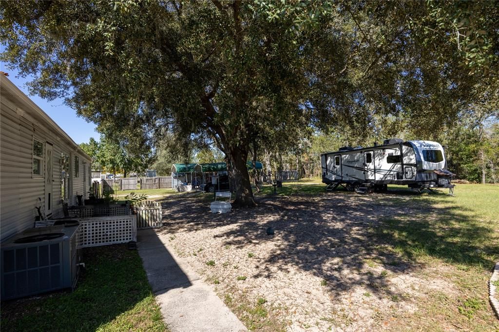 For Sale: $220,000 (3 beds, 2 baths, 1640 Square Feet)