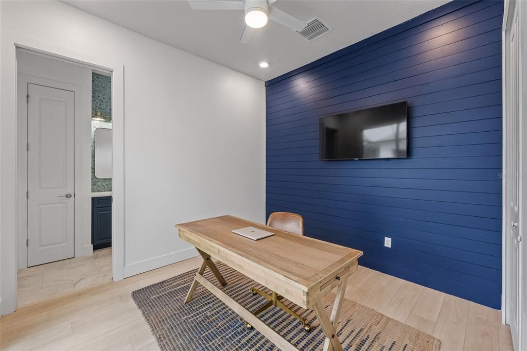 En Venta: $1,150,000 (6 camas, 4 baños, 3492 Pies cuadrados)