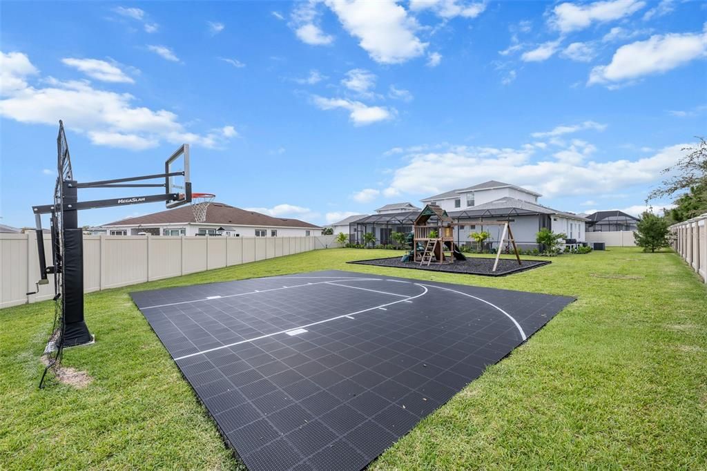 En Venta: $1,150,000 (6 camas, 4 baños, 3492 Pies cuadrados)