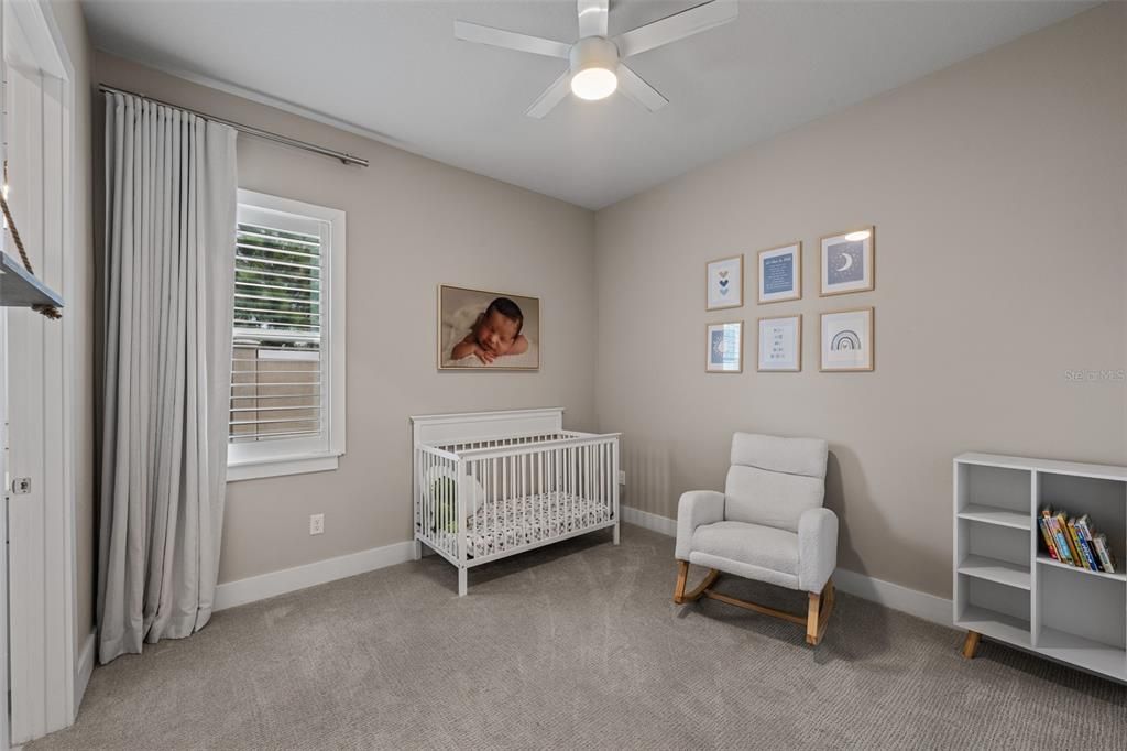 En Venta: $1,150,000 (6 camas, 4 baños, 3492 Pies cuadrados)