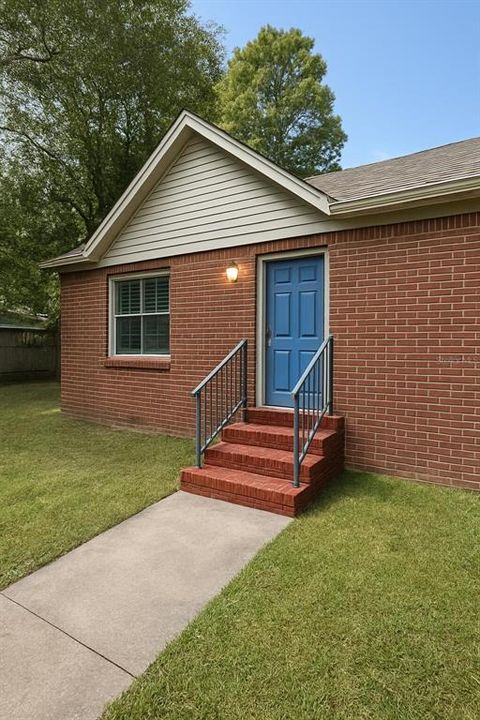 На продажу: $154,000 (2 спален, 2 ванн, 1050 Квадратных фут)