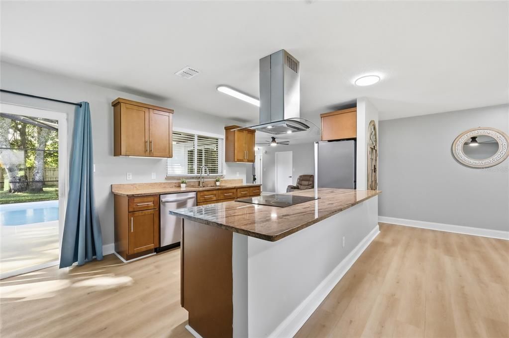 For Sale: $479,000 (3 beds, 2 baths, 1567 Square Feet)