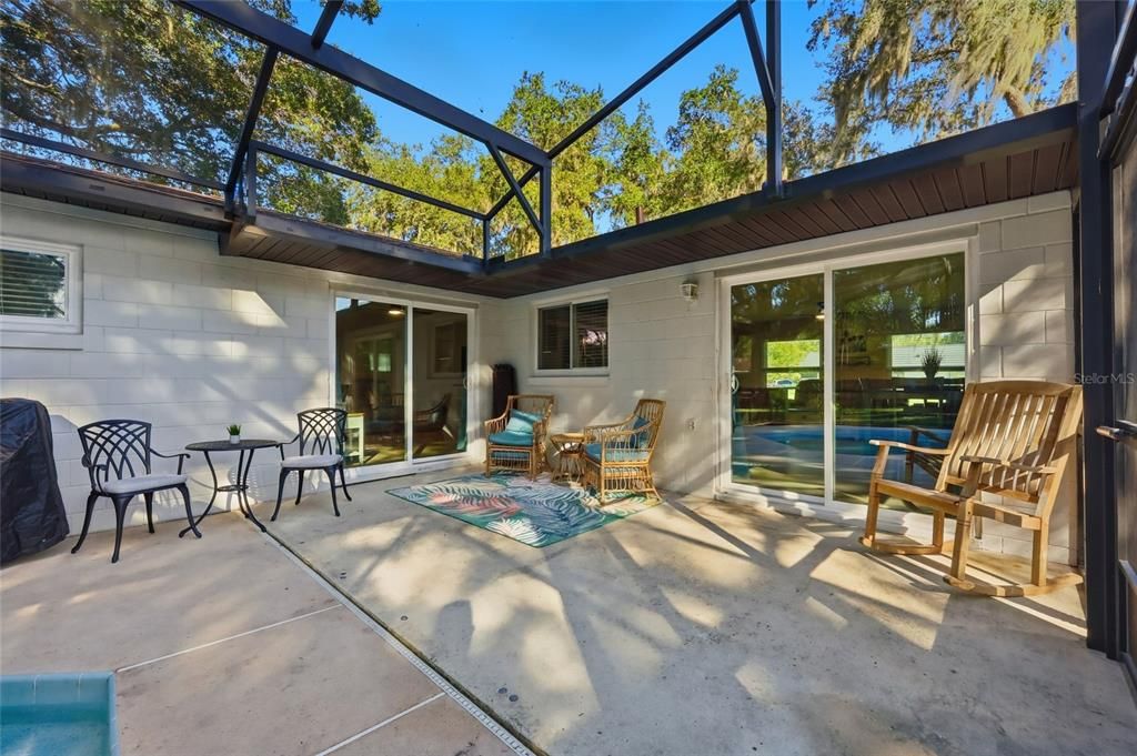 For Sale: $479,000 (3 beds, 2 baths, 1567 Square Feet)