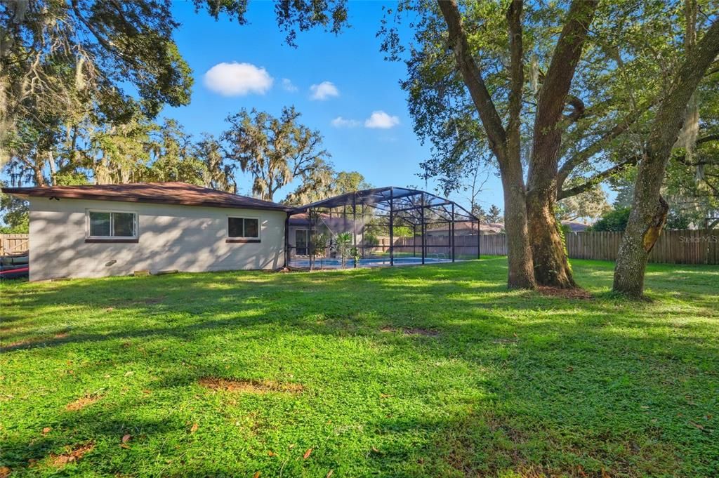 For Sale: $479,000 (3 beds, 2 baths, 1567 Square Feet)