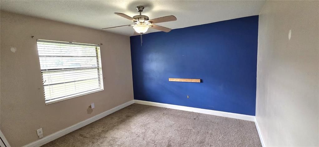 For Sale: $427,000 (4 beds, 3 baths, 3291 Square Feet)