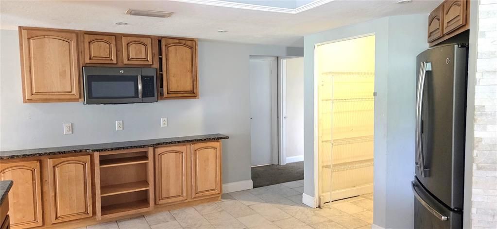 For Sale: $427,000 (4 beds, 3 baths, 3291 Square Feet)