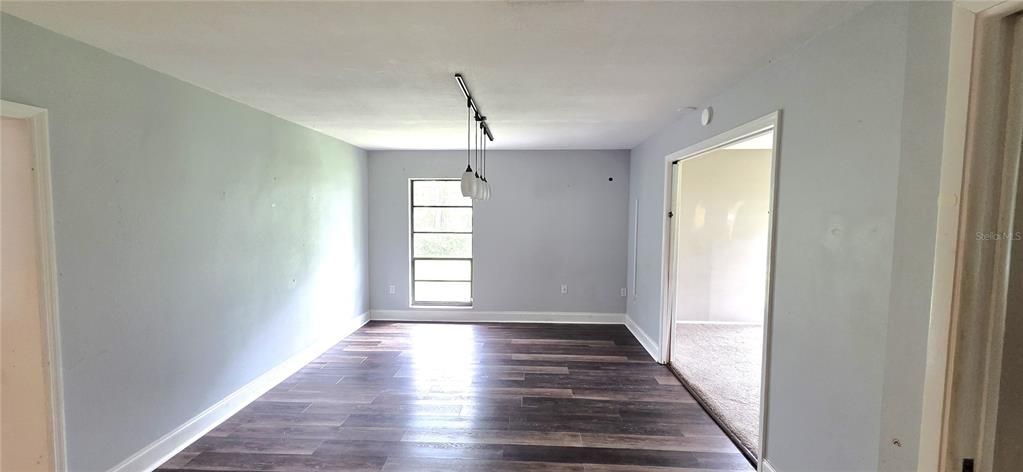 For Sale: $427,000 (4 beds, 3 baths, 3291 Square Feet)