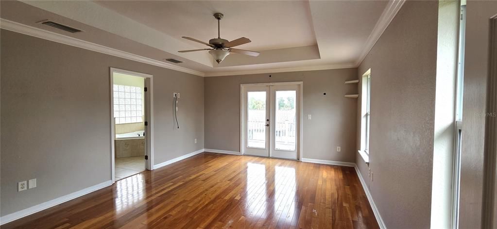 For Sale: $427,000 (4 beds, 3 baths, 3291 Square Feet)