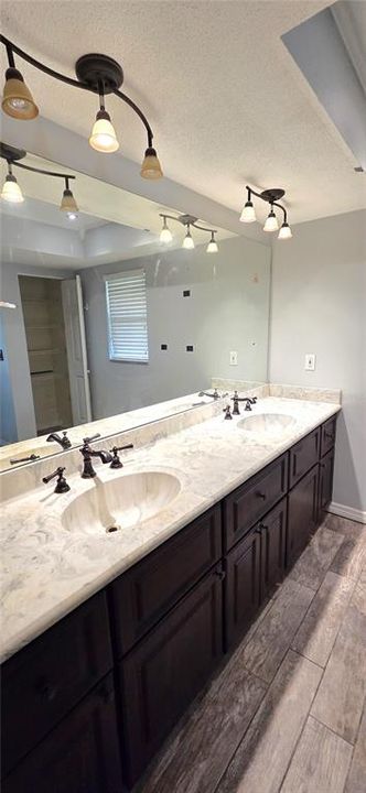 For Sale: $427,000 (4 beds, 3 baths, 3291 Square Feet)