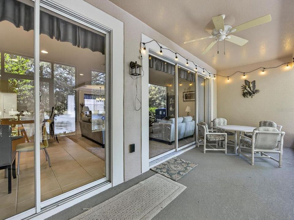 Под контрактом: $337,000 (3 спален, 2 ванн, 2059 Квадратных фут)