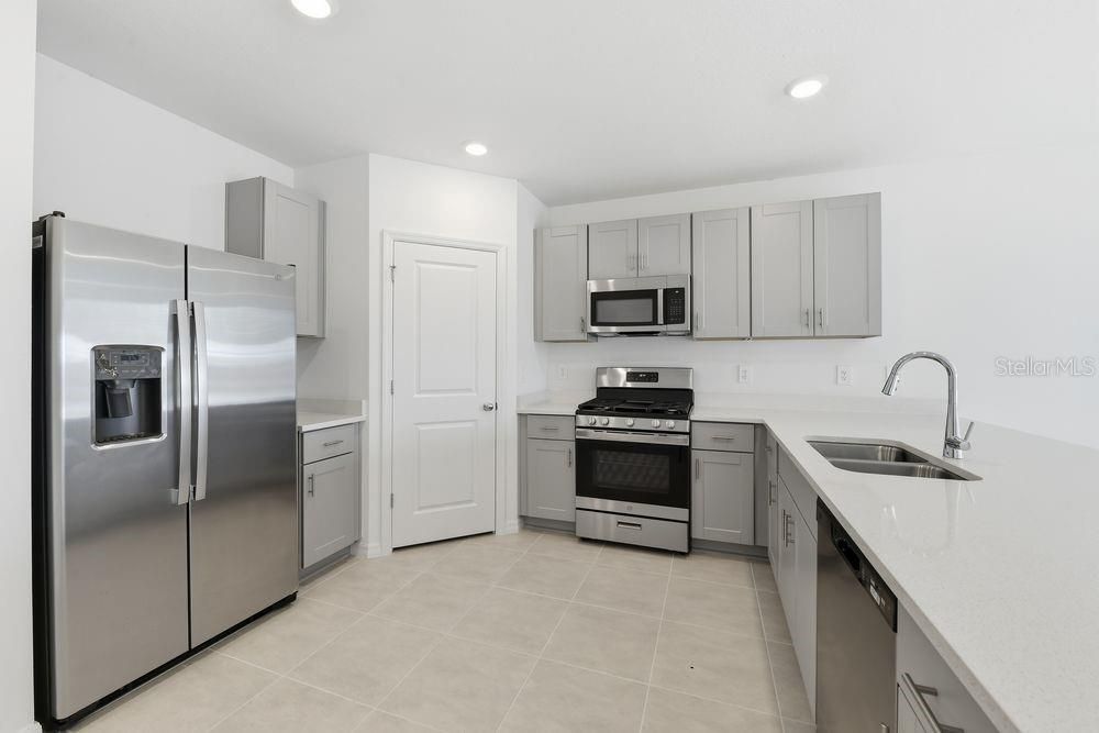 Active With Contract: $349,000 (4 beds, 2 baths, 1974 Square Feet)