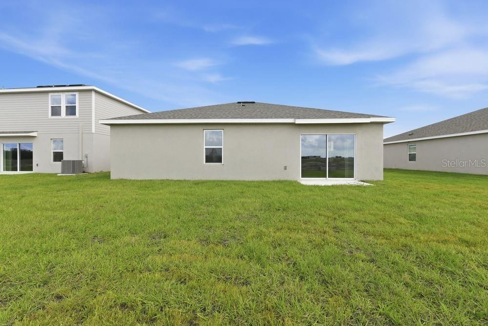 Active With Contract: $349,000 (4 beds, 2 baths, 1974 Square Feet)