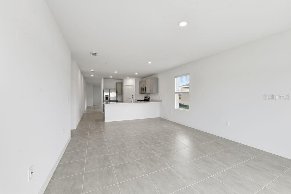 Active With Contract: $349,000 (4 beds, 2 baths, 1974 Square Feet)