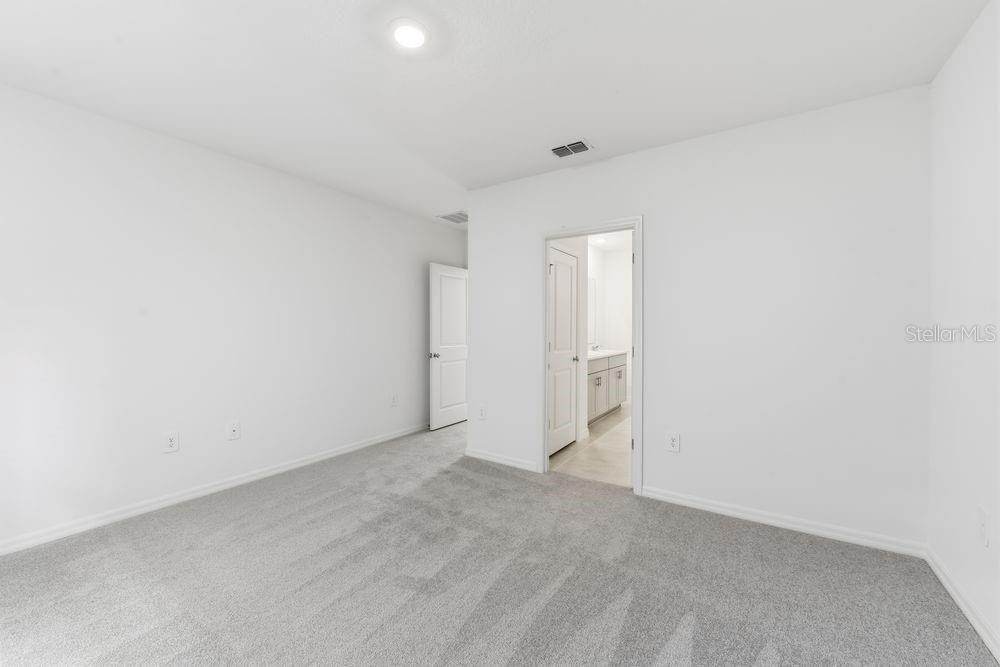 Active With Contract: $349,000 (4 beds, 2 baths, 1974 Square Feet)