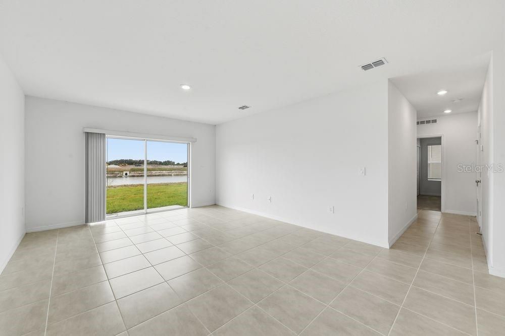 Active With Contract: $349,000 (4 beds, 2 baths, 1974 Square Feet)