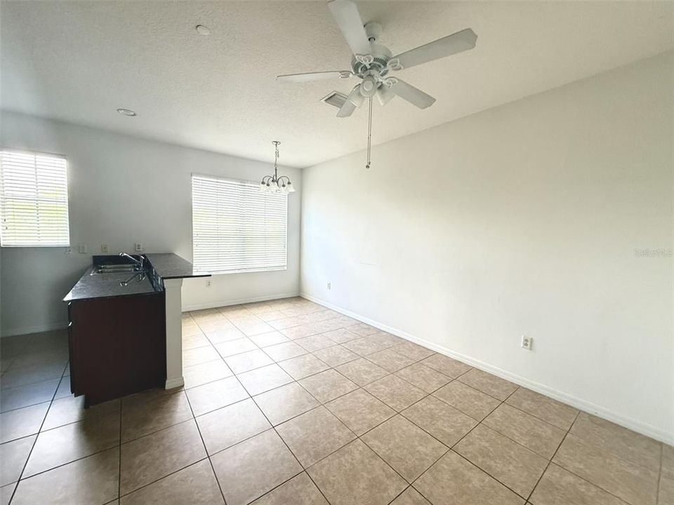Active With Contract: $1,980 (3 beds, 3 baths, 1917 Square Feet)