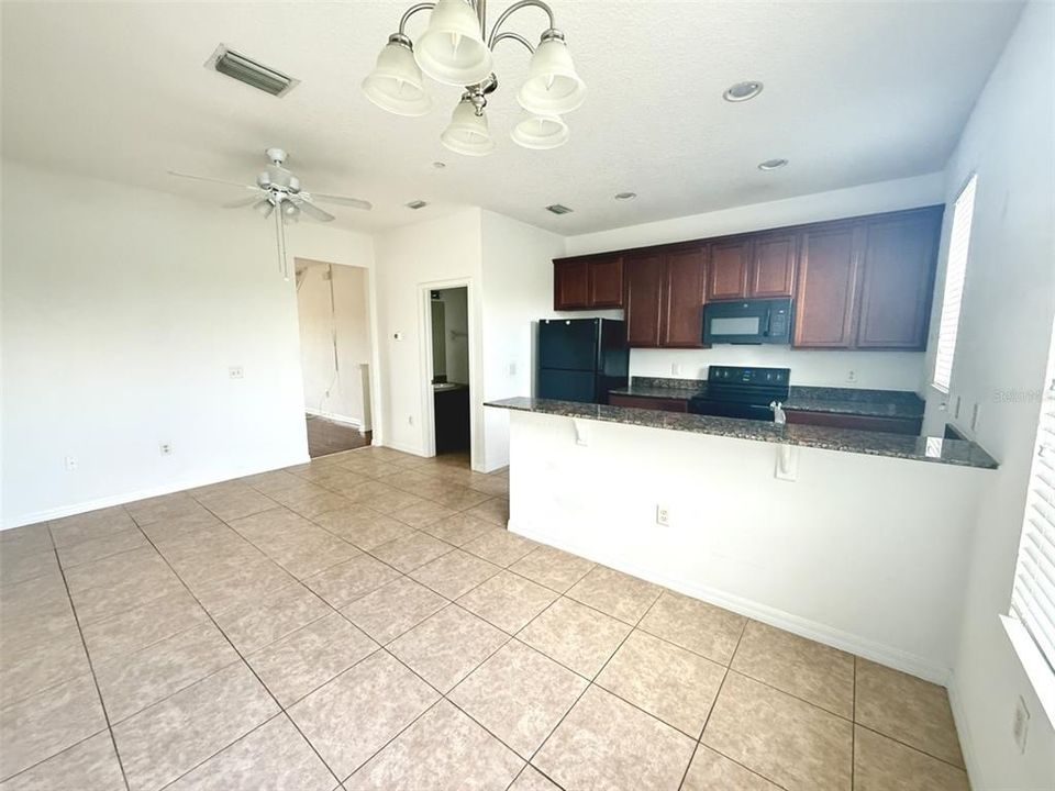 Active With Contract: $1,980 (3 beds, 3 baths, 1917 Square Feet)