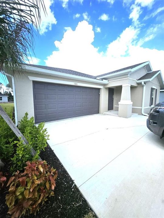 В аренду: $1,800 (3 спален, 2 ванн, 1551 Квадратных фут)