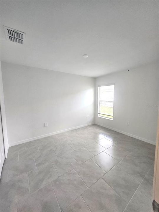 В аренду: $1,800 (3 спален, 2 ванн, 1551 Квадратных фут)