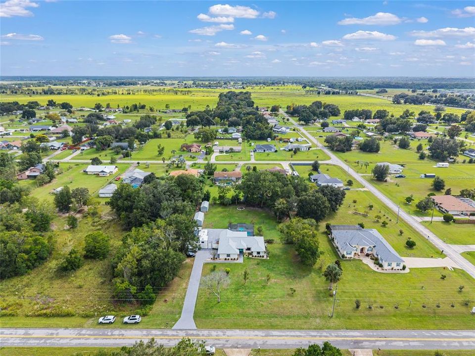 Под контрактом: $429,000 (3 спален, 2 ванн, 1623 Квадратных фут)