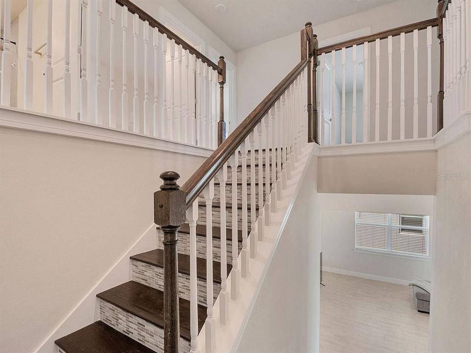 出租: $4,150 (5 贝兹, 4 浴室, 3641 平方英尺)