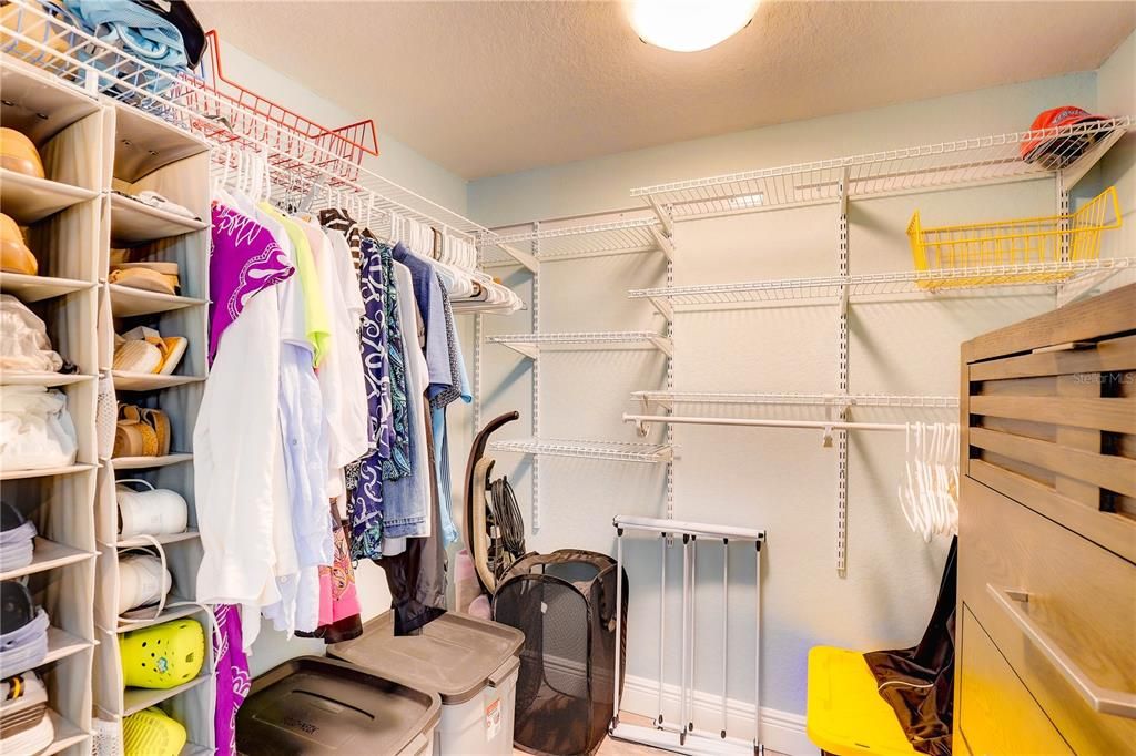 Под контрактом: $824,000 (2 спален, 2 ванн, 1155 Квадратных фут)