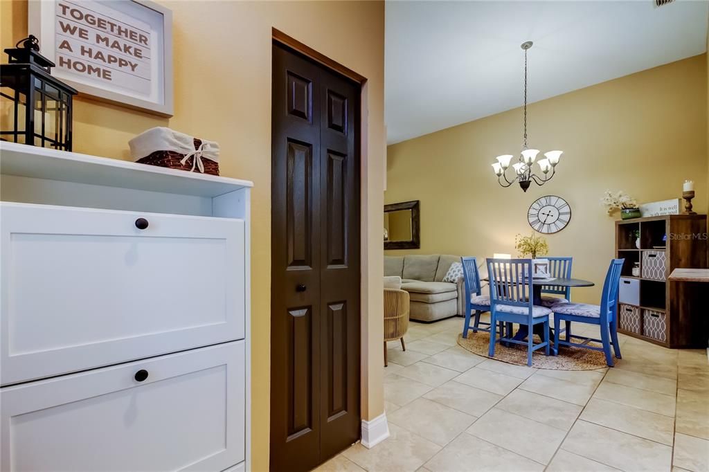 En Venta: $397,500 (3 camas, 2 baños, 1465 Pies cuadrados)