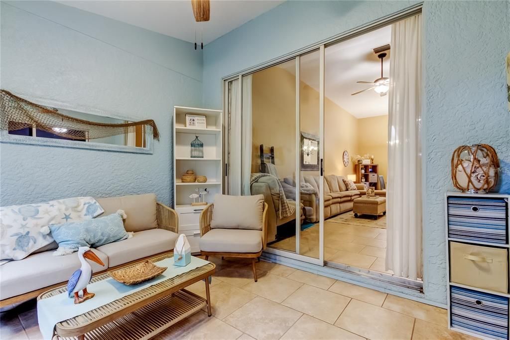 En Venta: $397,500 (3 camas, 2 baños, 1465 Pies cuadrados)