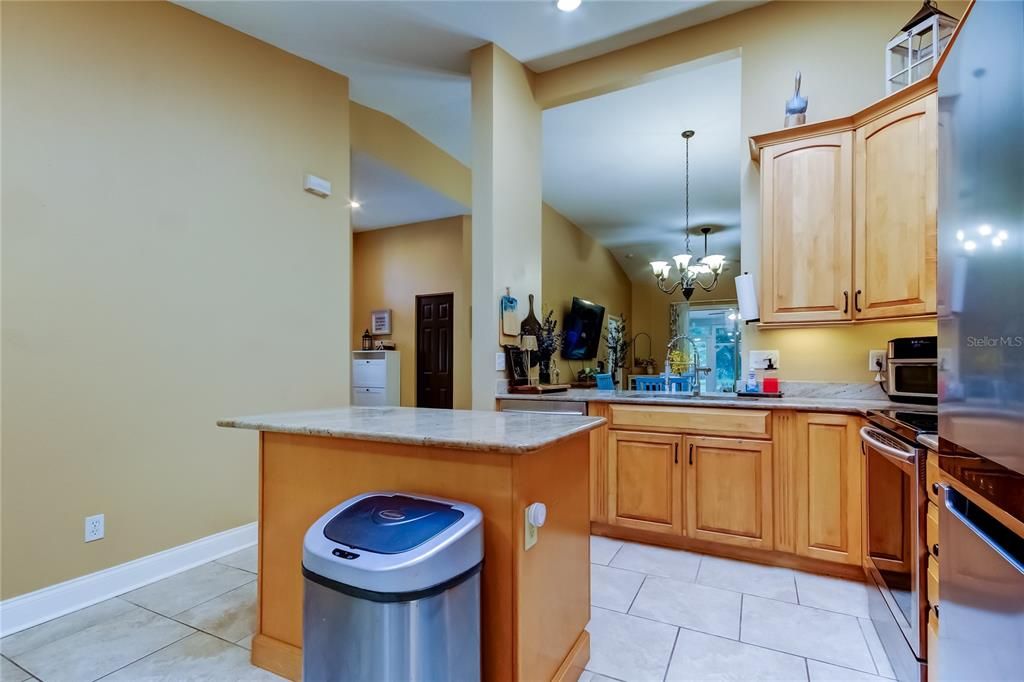 En Venta: $397,500 (3 camas, 2 baños, 1465 Pies cuadrados)