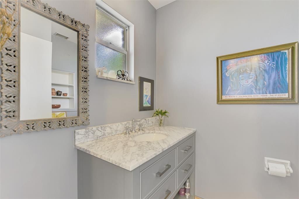 Под контрактом: $545,000 (2 спален, 1 ванн, 1424 Квадратных фут)