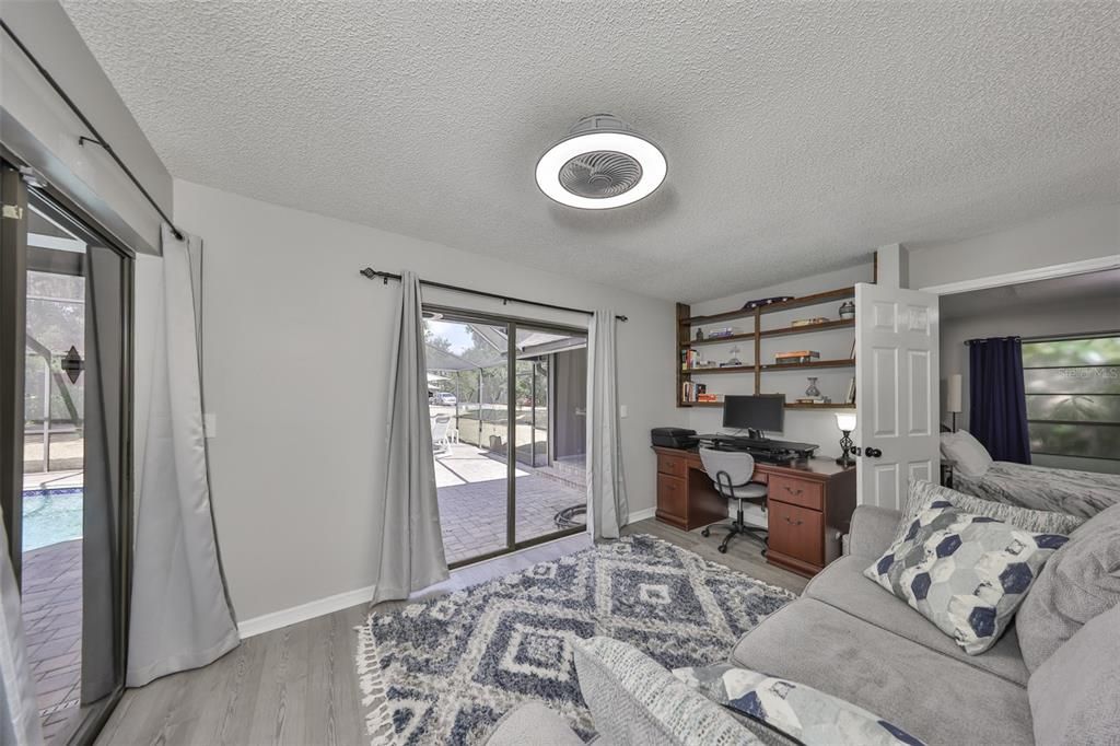 En Venta: $725,000 (5 camas, 4 baños, 4373 Pies cuadrados)