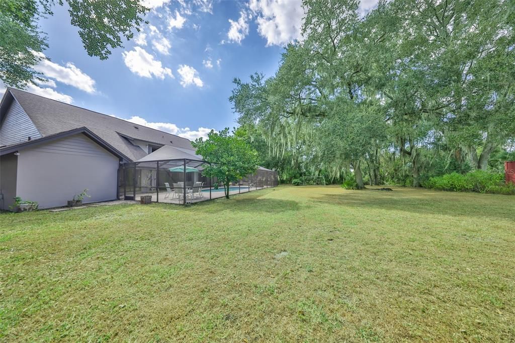 En Venta: $725,000 (5 camas, 4 baños, 4373 Pies cuadrados)