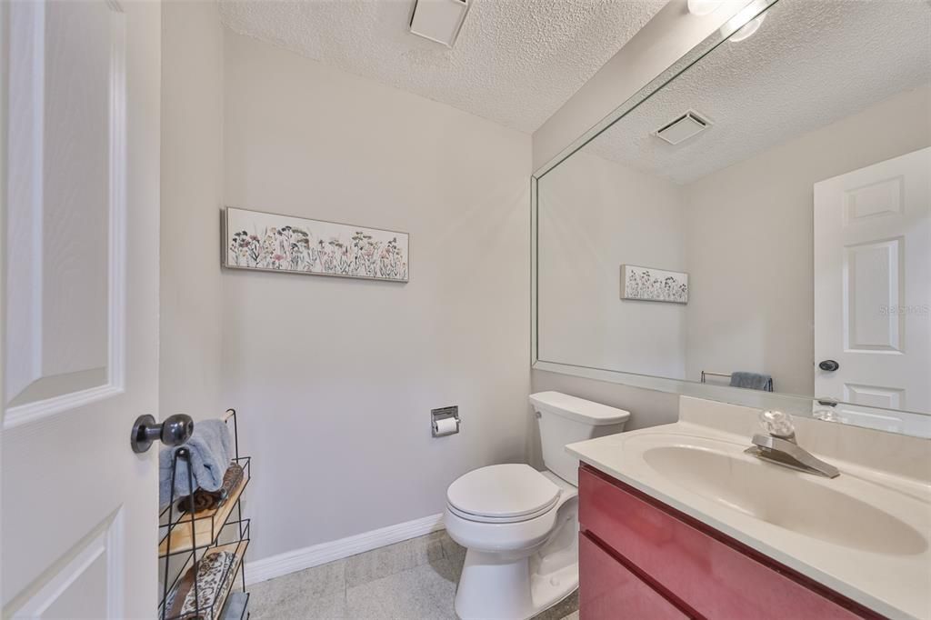 En Venta: $725,000 (5 camas, 4 baños, 4373 Pies cuadrados)