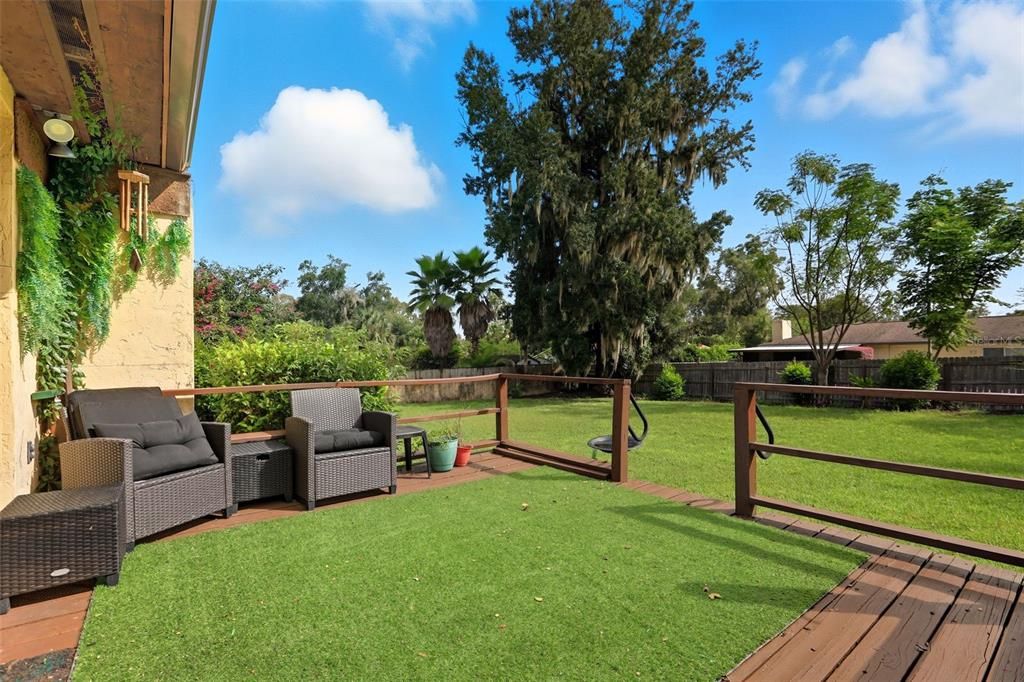 Под контрактом: $234,000 (3 спален, 2 ванн, 1718 Квадратных фут)