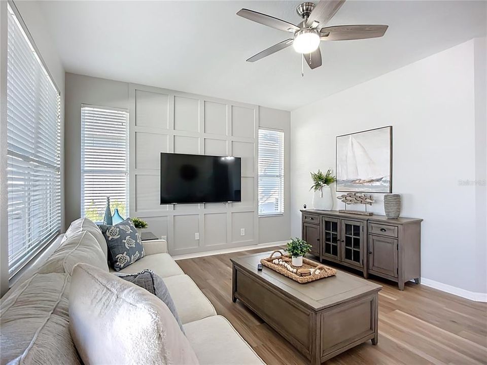 En Venta: $410,000 (3 camas, 2 baños, 1693 Pies cuadrados)