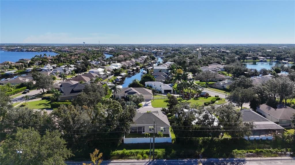 En Venta: $410,000 (3 camas, 2 baños, 1693 Pies cuadrados)