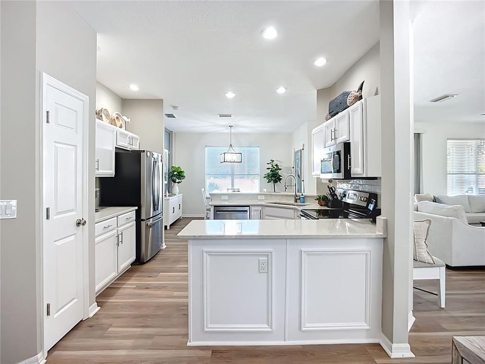 En Venta: $410,000 (3 camas, 2 baños, 1693 Pies cuadrados)